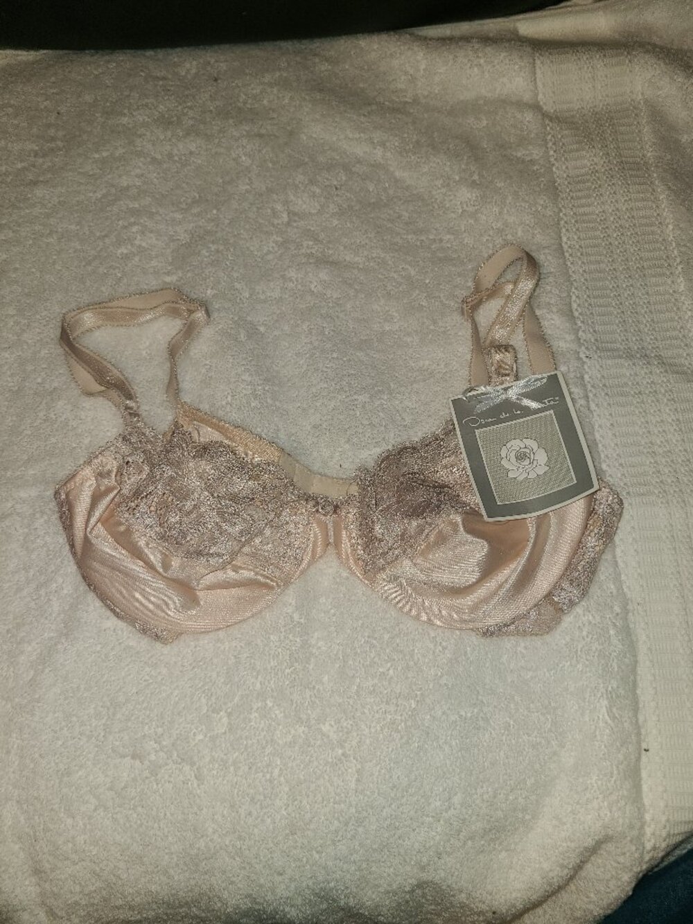 VTG NWT Oscar de la Renta Satin Lace Bra Unpadded Underwire Union 32 C Pink Lace
